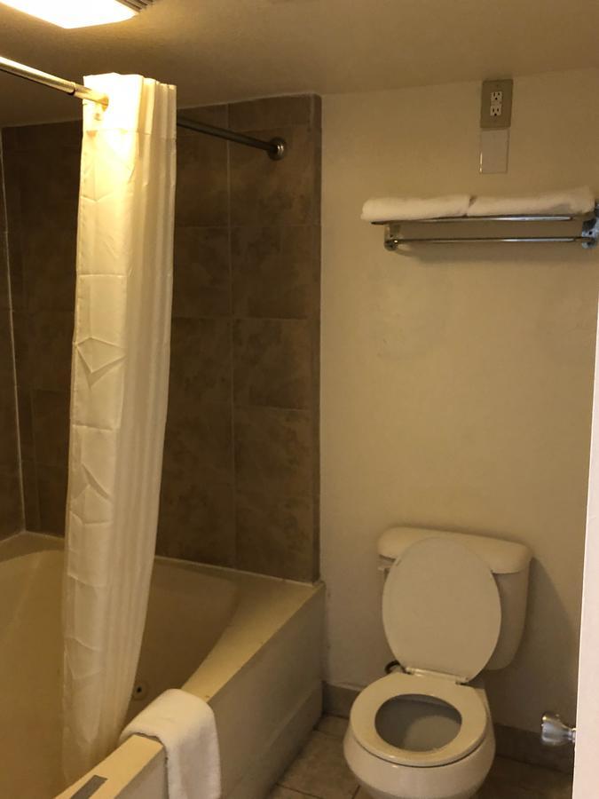 Super 8 By Wyndham Augusta Motel Eksteriør bilde